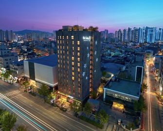 Hotel Boutique 9 - Seoul - Building
