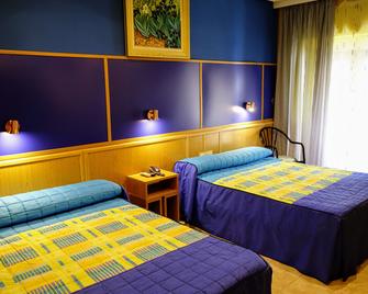 Tripolis Toledo - Toledo - Habitación