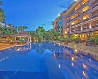 Hotel Somadevi Angkor Resort & Spa - Siem Reap - Pool