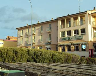 Hotel Avenida del Sotillo - Segóvia - Edifício