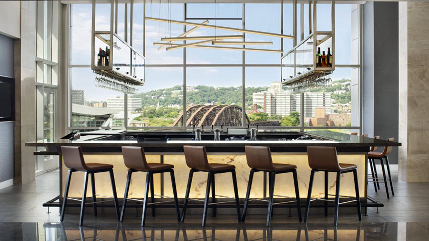 AC Hotel by Marriott Pittsburgh Downtown