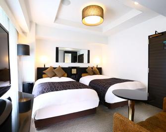 Apa Hotel Kodemmacho Ekimae - Tokyo - Bedroom