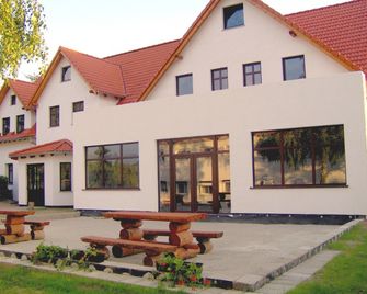 Koralowa Sciezka - Jagniątków - Gebäude