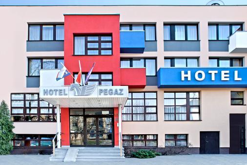 Pegaz Hotel Bydgoszcz - Bydgoszcz - Building