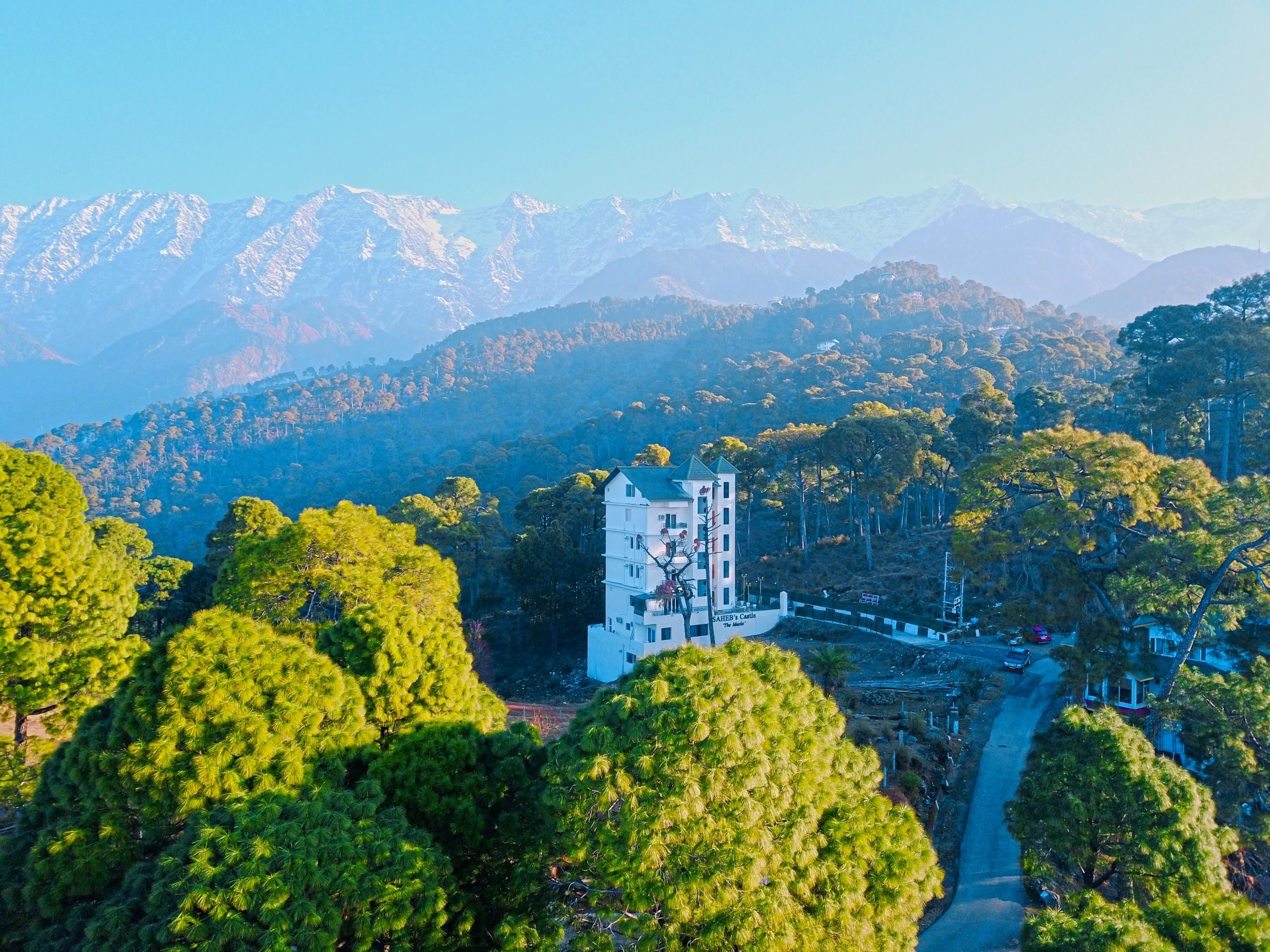 Hotel Saheb's Castle McLeodganj - Dharamshala - Вигляд зовні