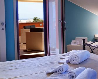 B&B 7Cento Ulivi - Valderice - Bedroom