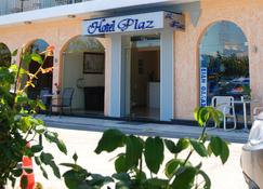 Hotel Plaz - Selianitika - Building
