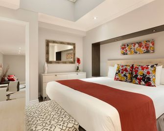 Travelodge by Wyndham Hotel & Convention Centre Quebec City - Québec City - Bedroom