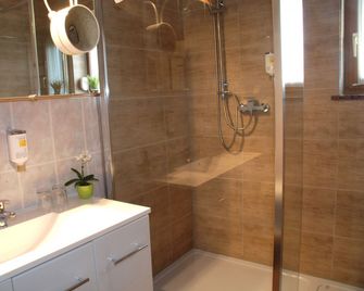 Sachsenhotel - Torgau - Badkamer