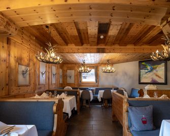 Q! Hotel Maria Theresia - Kitzbühel - Restaurang