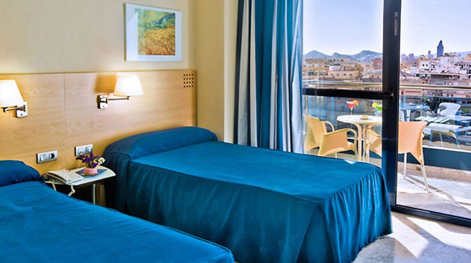 Hotel Madeira Centro - Benidorm - Bedroom