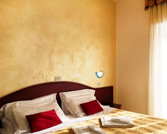 Vittoria - Riccione - Quarto