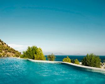 Mitsis Family Village Beach Hotel - Kardamena - Piscine