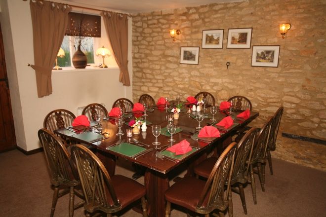 The Manor Arms - Crewkerne - Essbereich