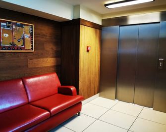 Glorietta Apartments & Spa - Iwonicz-Zdrój - Living room
