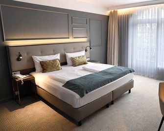 Parkhotel Kurhaus - Bad Kreuznach - Bedroom