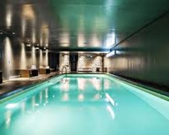 Saint James Albany Paris Hotel Spa - Paris - Pool