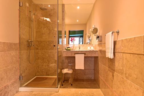 Pousada Castelo De Óbidos - Historic Hotel - Óbidos - Baño