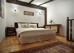 Drachenhaus - Braşov - Habitación