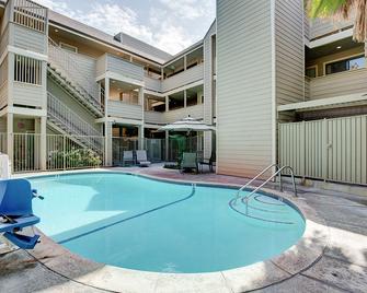 Good Nite Inn Sylmar - Los Angeles - Pool