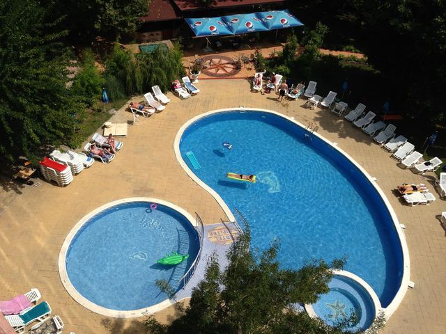Hotel Jupiter - נסבאר - בריכה