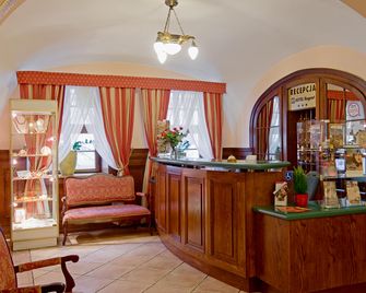 Hotel Regent - קראקוב - דלפק קבלה