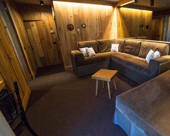 Alexander Charme Hotel - Livigno - Stue