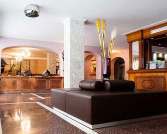 Hotel Torre Azul & Spa - Adults Only - S'Arenal - Lobby