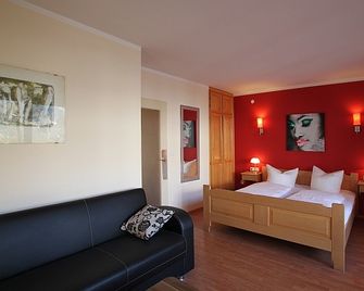 Hotel Atlas Sport - Garmisch-Partenkirchen - Bedroom