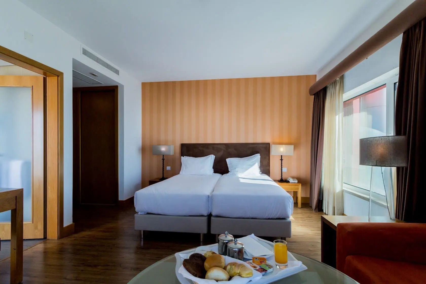 Bedroom view of null, located in null. Image provided by Official Hotel Information