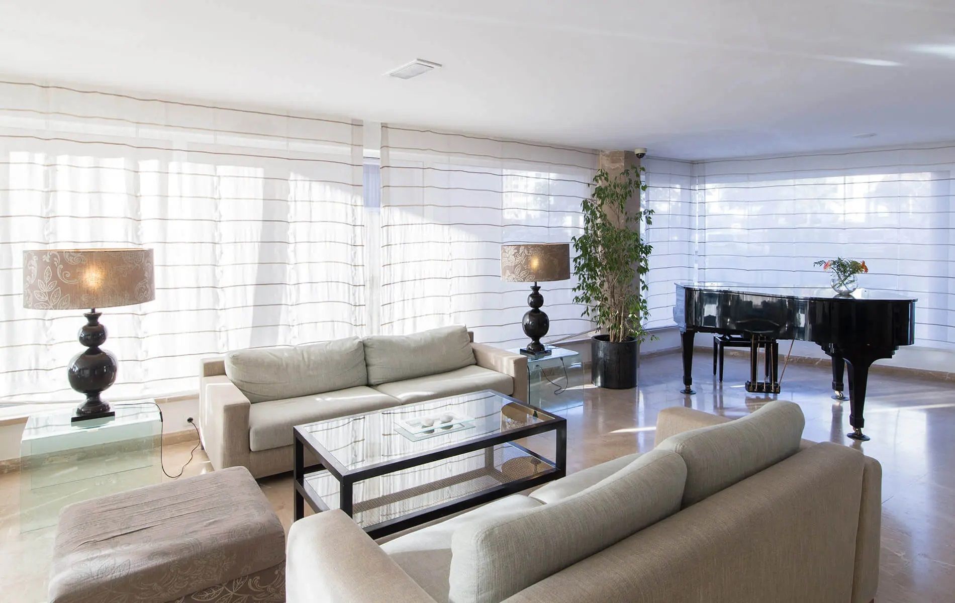 Lounge view of null, located in null. Image provided by Official Hotel Information