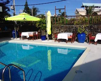 Dzama Hotel - Grand Baie - Pool