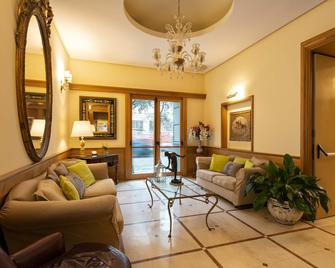 Grand Hotel Europa - Naples - Living room