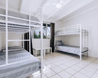 Freedom Backpackers Hostel Rainbow Beach - Rainbow Beach - Camera da letto