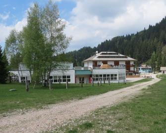 Hotel Cristallo - Folgaria - Edificio