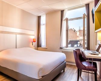 Grand Hotel Lille - Lille - Schlafzimmer