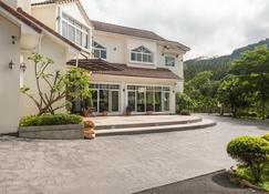 Butchard Villas Sun Moon Lake - Ючи - Здание