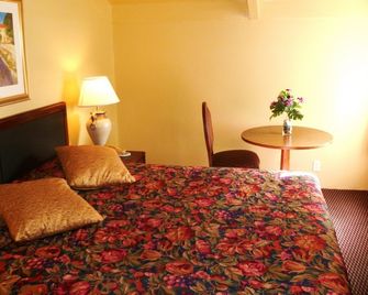 Bayside Inn - Monterrey - Habitación