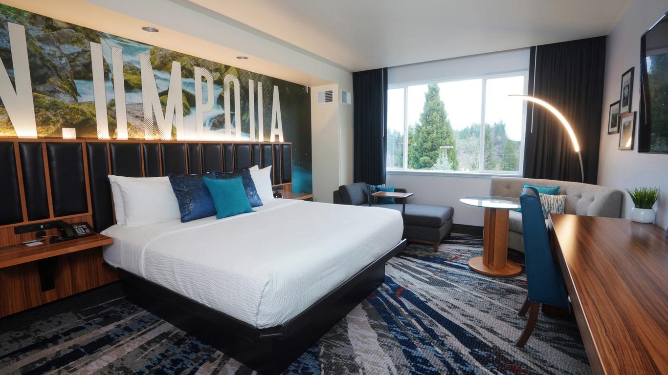 Seven Feathers Casino Resort