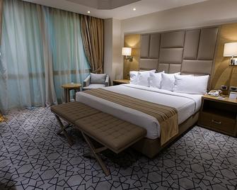 Triumph Plaza Hotel - Cairo - Bedroom