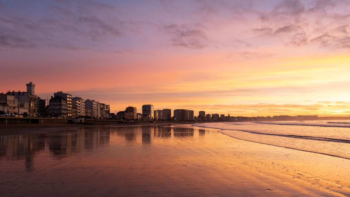 أوتل كويور مارين