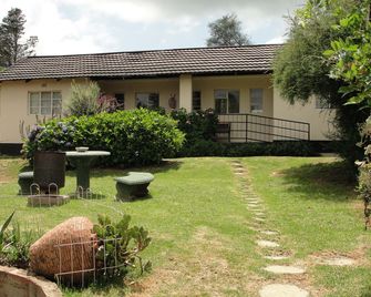 Wild Berry Guest Farm - Nottingham Road - Gebouw