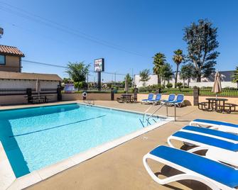 Sea Rock Inn - Los Angeles - Los Angeles - Pool