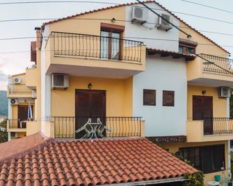 Hotel Karagiannis - Limenaria - Edificio