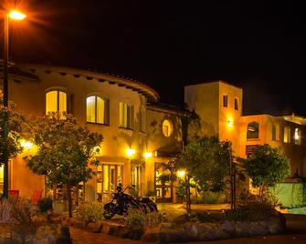 El Colibri Hotel & Spa - Cambria - Building