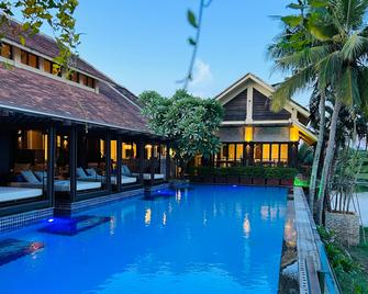 THE BLOSSOM RESORT ISLAND - Da Nang - Pool