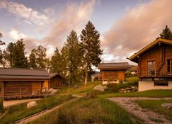 Hotel Marco Polo Lodge & Spa - Chalais - Building