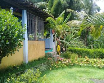 Pousada Encanto da Ilha - Vila do Abraao - Building