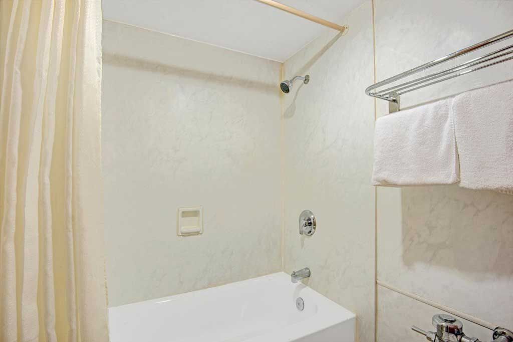 Bathroom view of Knights Inn Wheeling