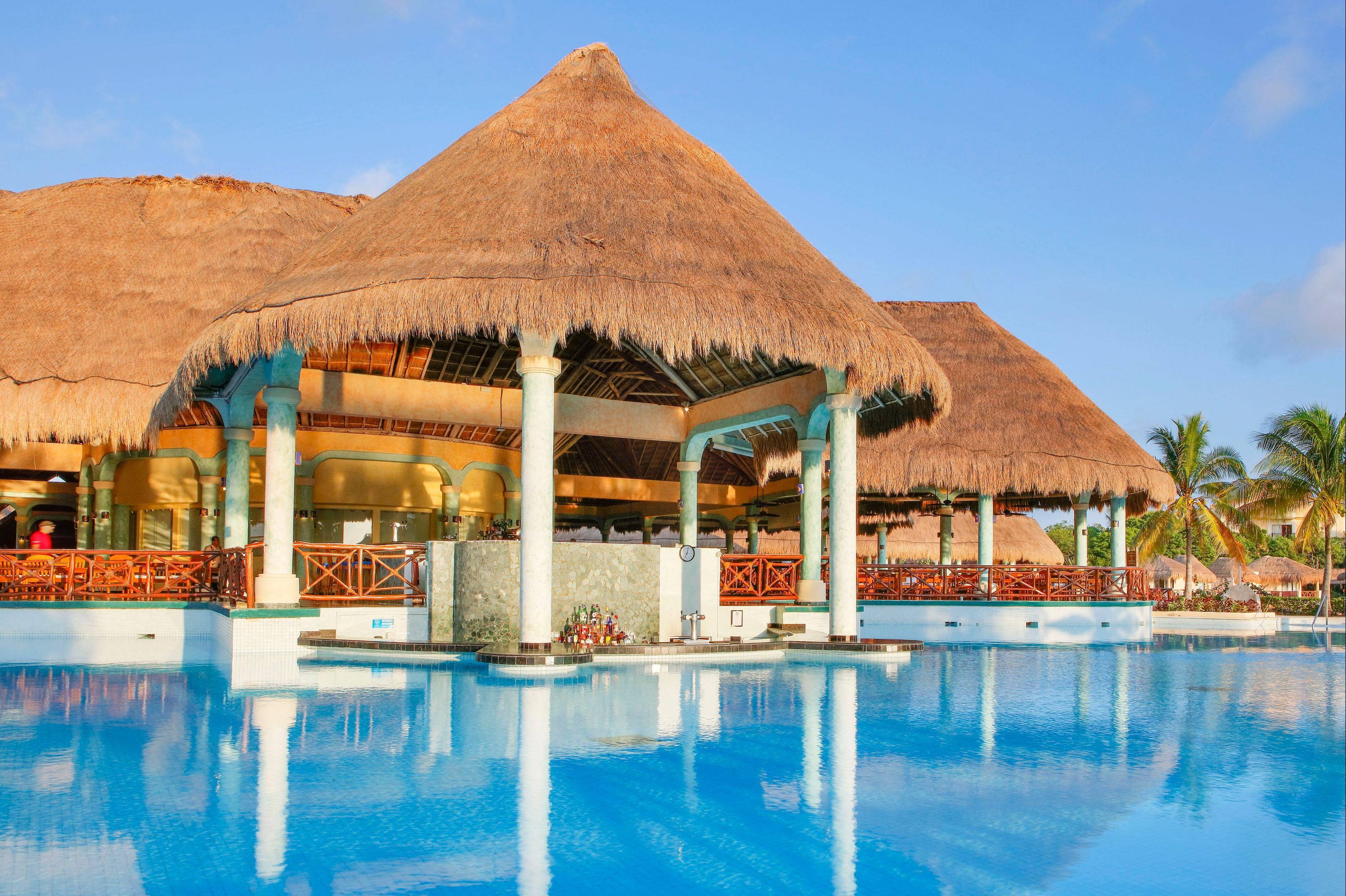 グランド パラディウム ホワイト サンド リゾート & スパ オール インクルーシブ - アクマル - バー